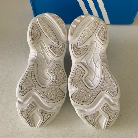 Adidas Haiwee white EF3805 sneaker Men’s size US 4.5 - Picture 8 of 9